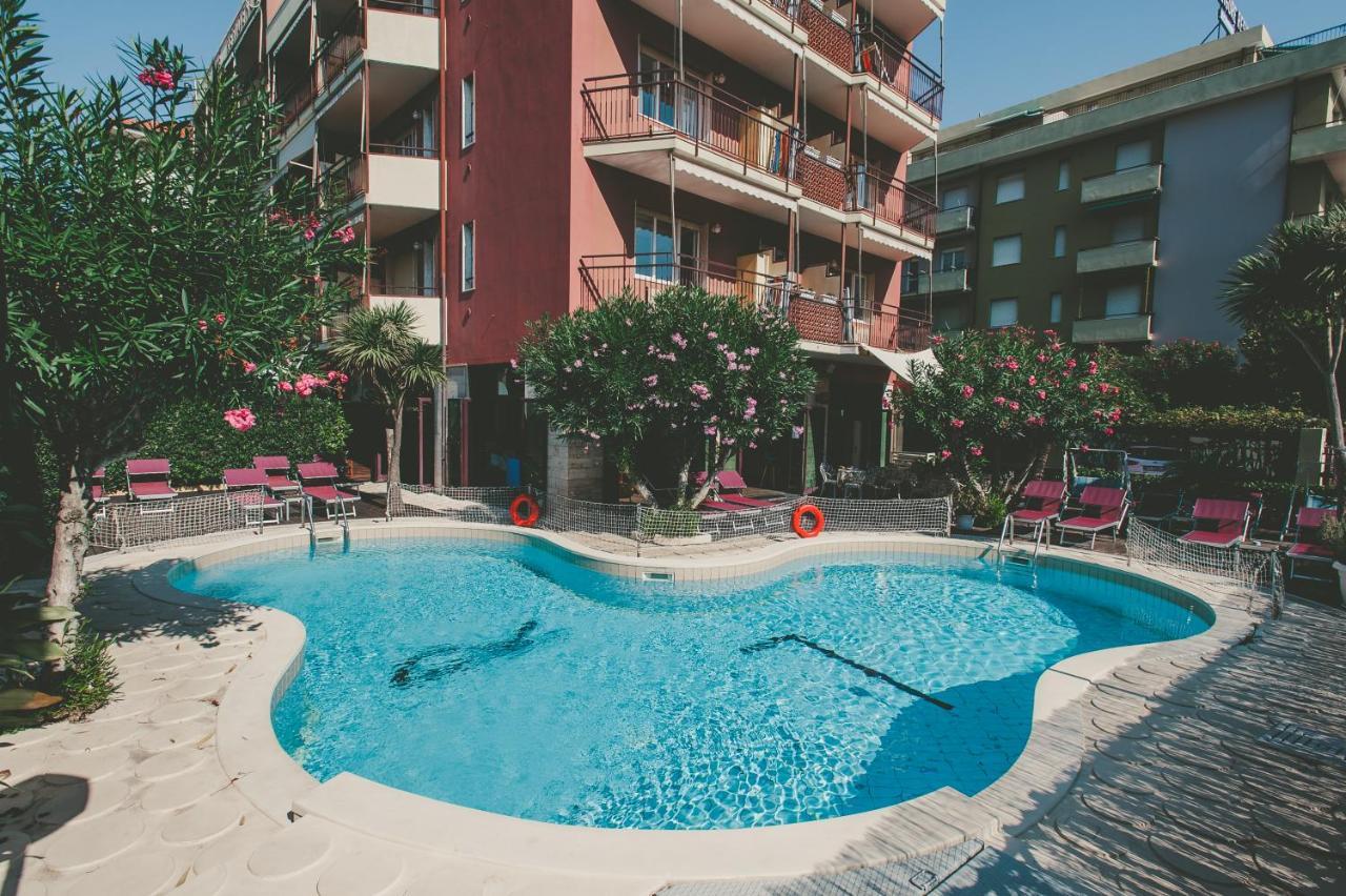 Ligure Residence П'єтра-Лігуре Екстер'єр фото