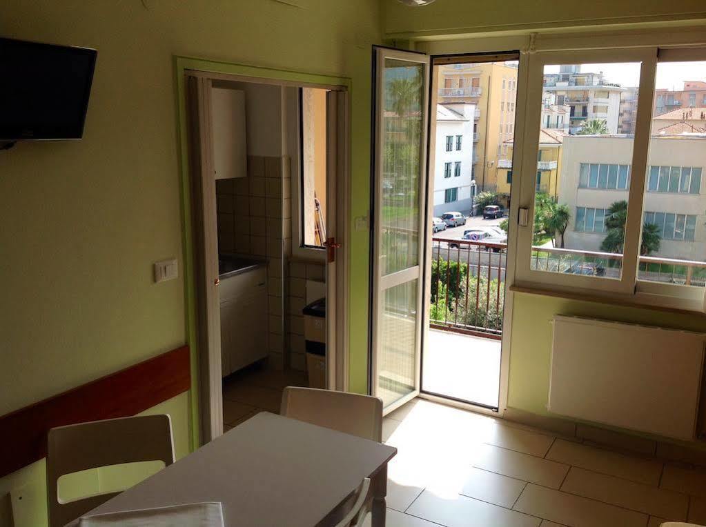 Ligure Residence П'єтра-Лігуре Екстер'єр фото