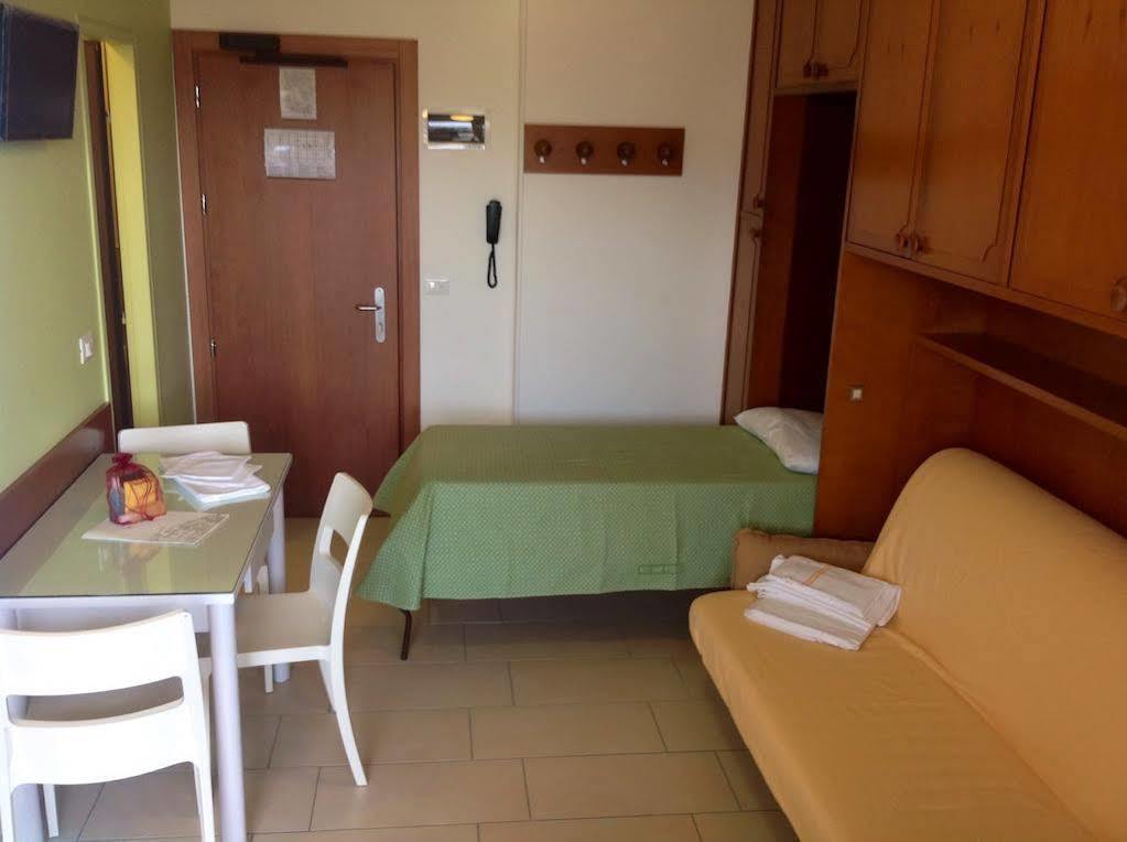 Ligure Residence П'єтра-Лігуре Екстер'єр фото